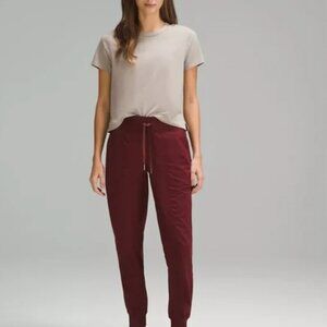 Lululemon Dance Studio Joggers size 8